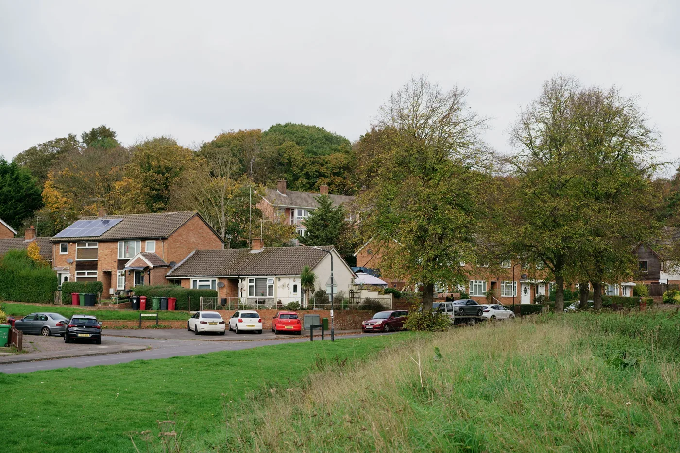Housing at Lynch Hill in Slough, about a mile west of Long Readings Lane. This photograph does not show the estate